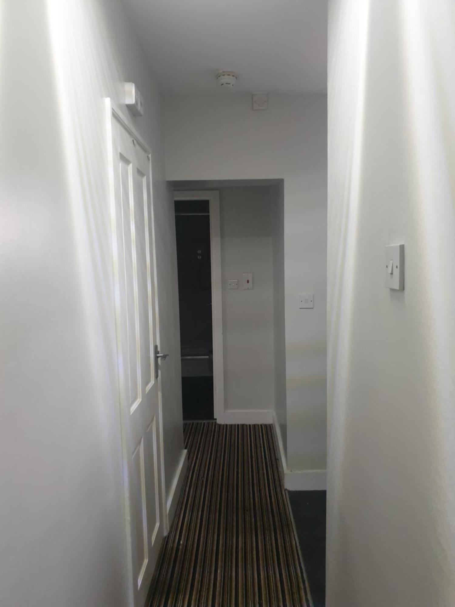 Mother-In-Law Guest House Hotel Leeds Leeds  Exterior photo